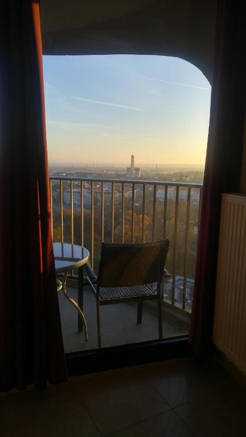 Hotelturm Augsburg Buitenkant foto